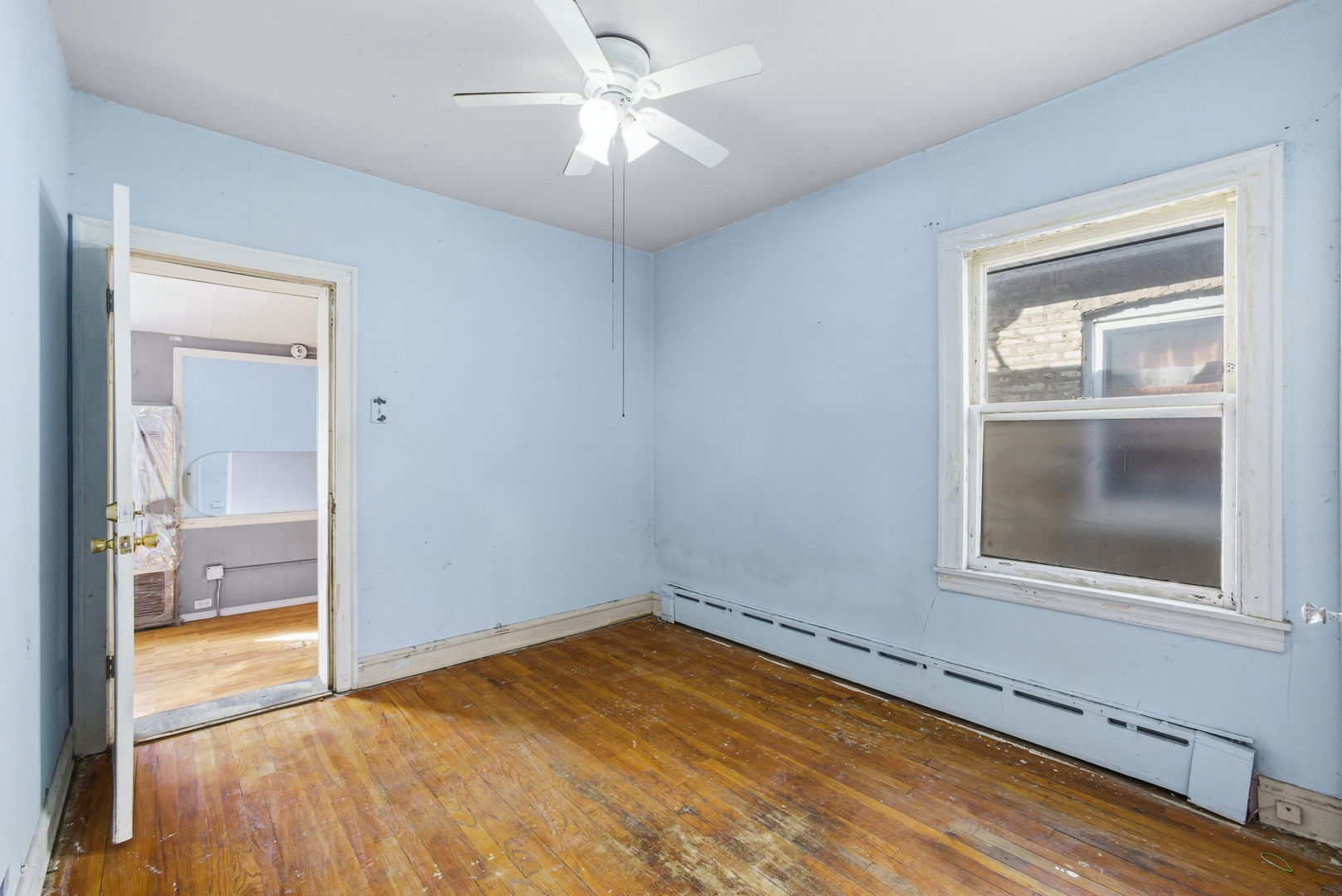 2916 N Merrimac Avenue, Chicago, IL 60634