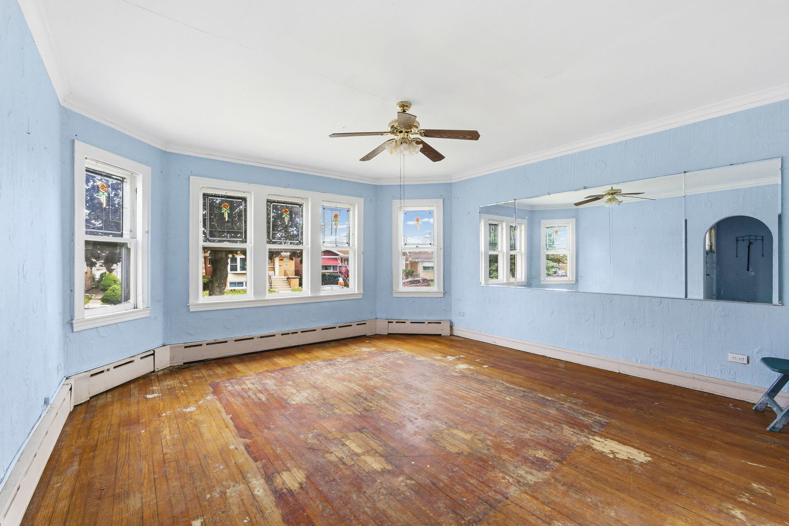 2916 N Merrimac Avenue, Chicago, IL 60634