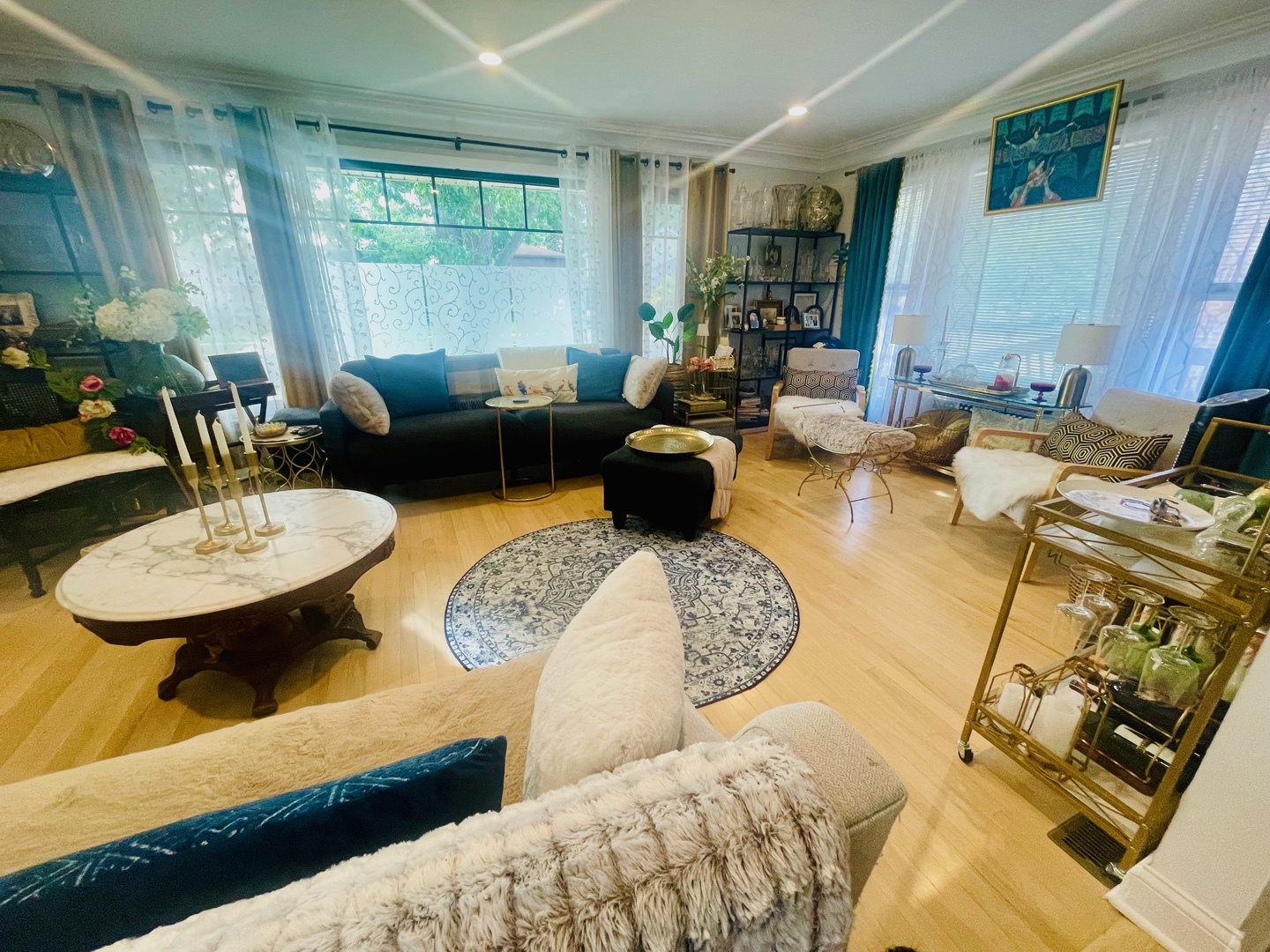 9321 S Avers Avenue, Evergreen Park, IL 60805