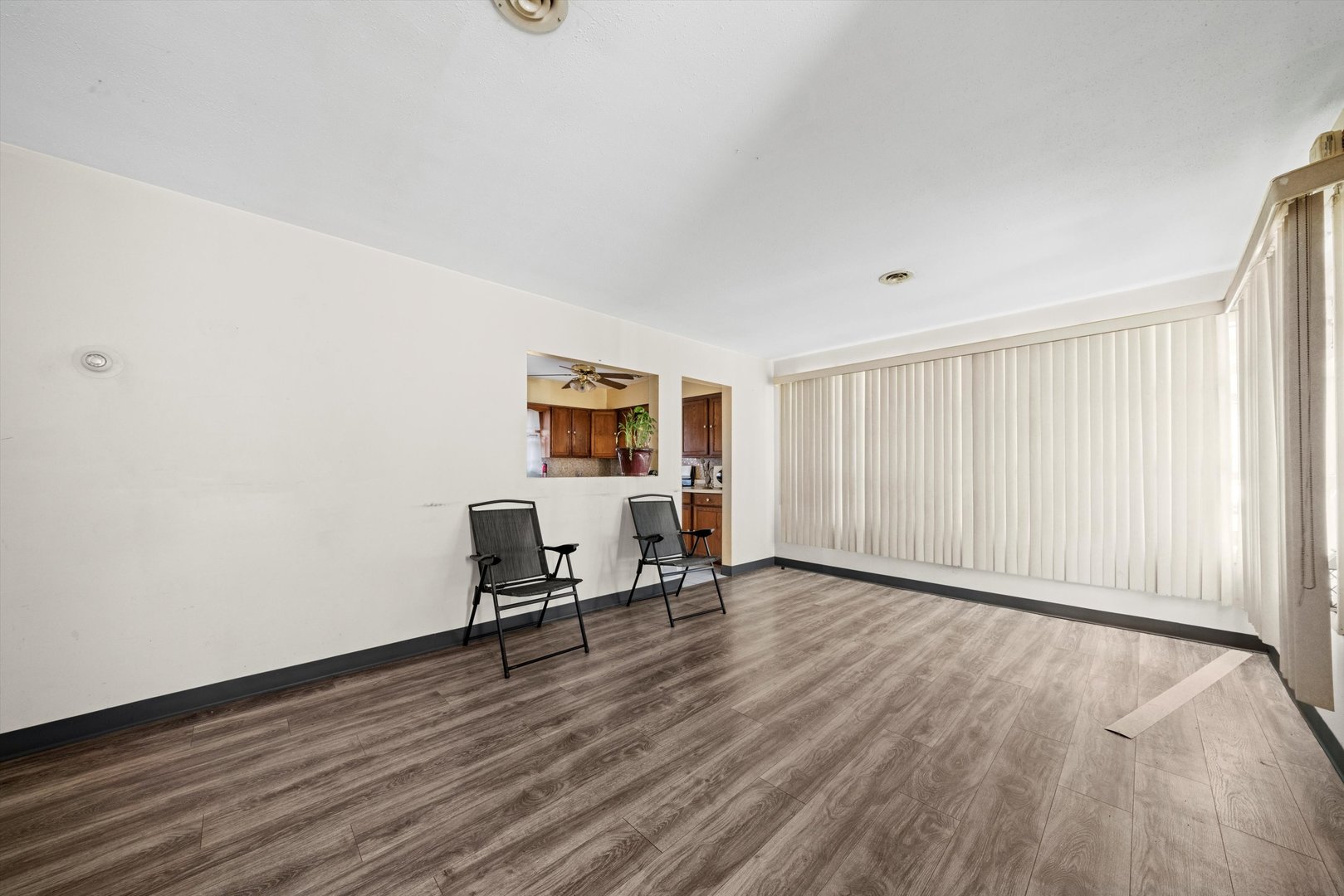 7845 S Kilpatrick Avenue, Chicago, IL 60652