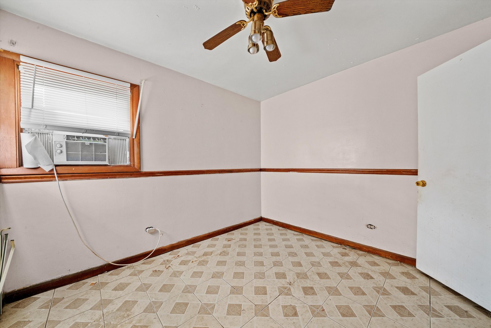 7845 S Kilpatrick Avenue, Chicago, IL 60652