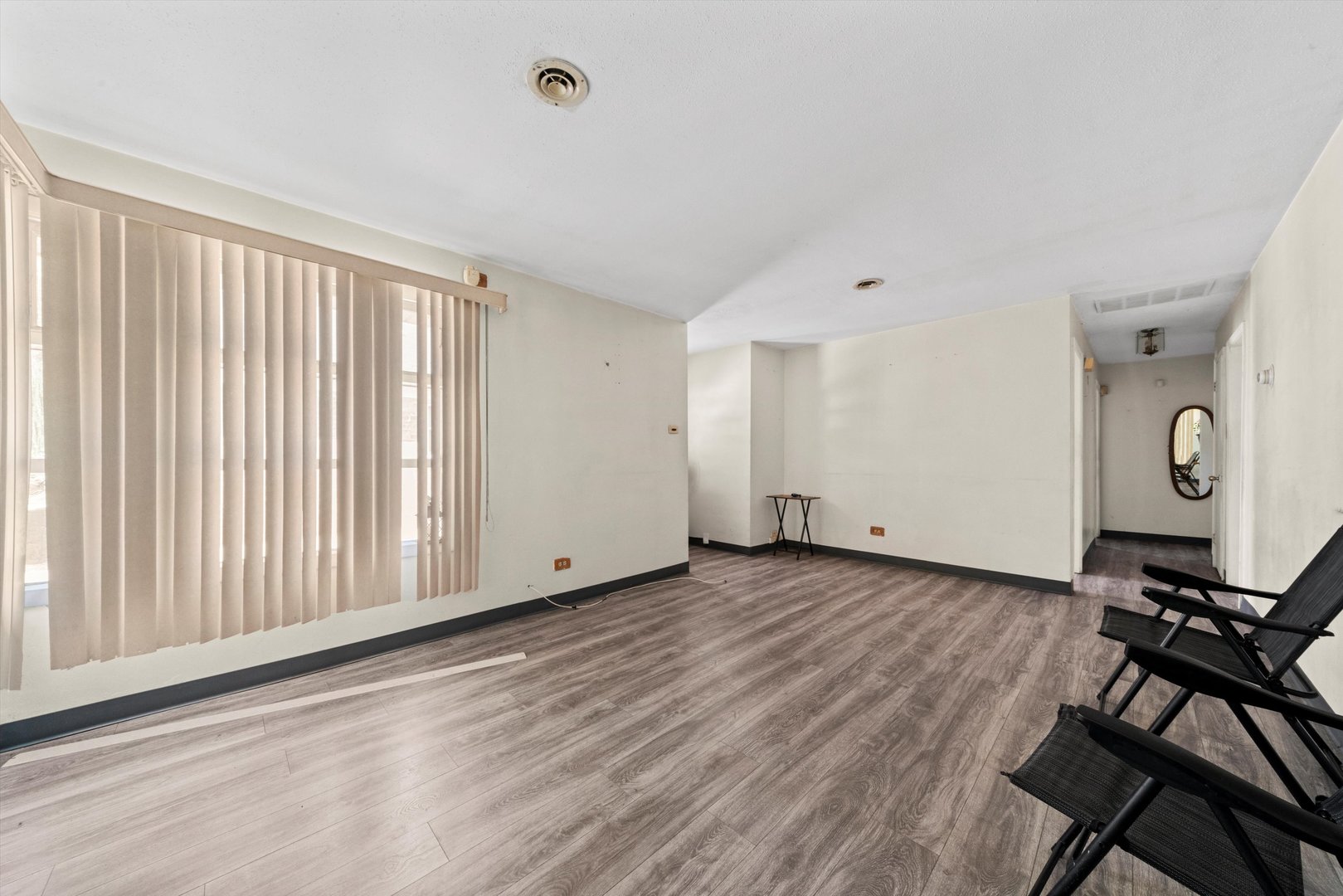 7845 S Kilpatrick Avenue, Chicago, IL 60652