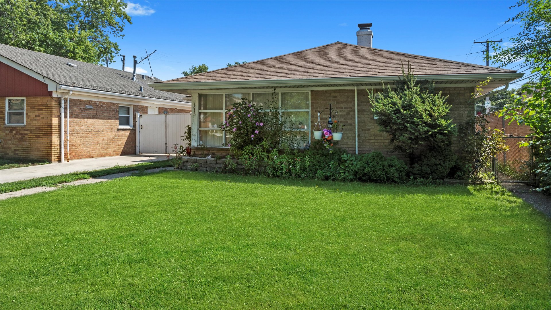 7845 S Kilpatrick Avenue, Chicago, IL 60652