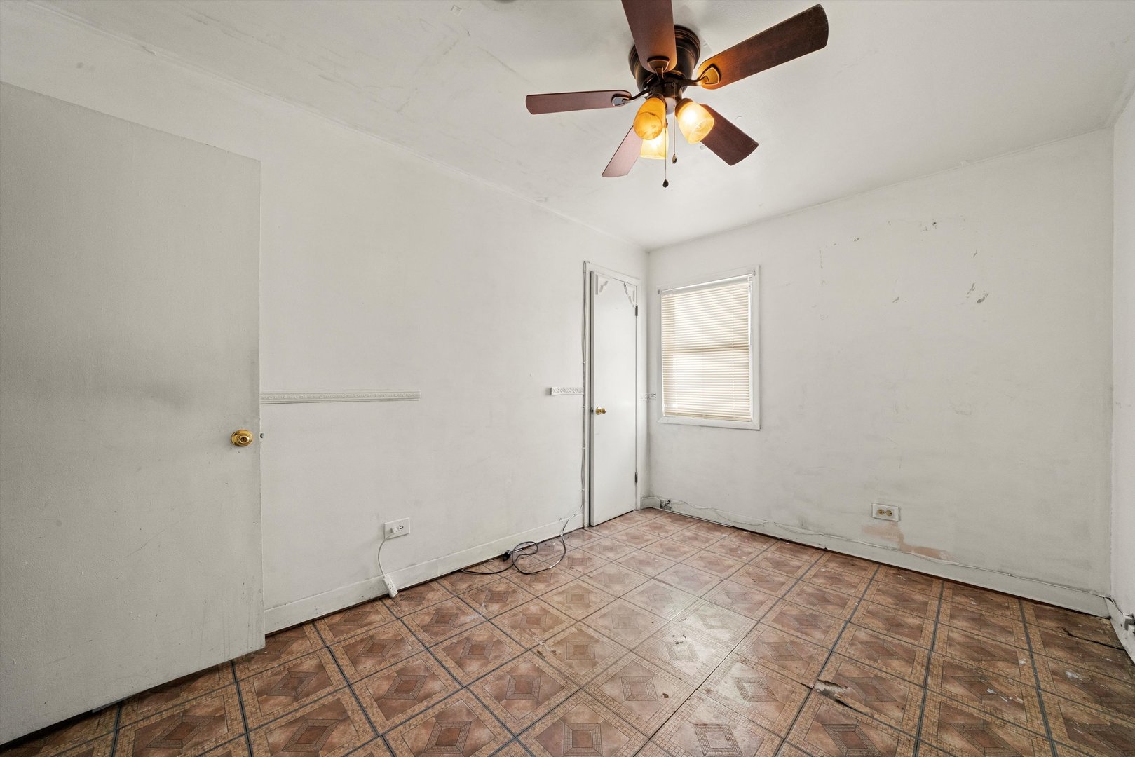 7845 S Kilpatrick Avenue, Chicago, IL 60652