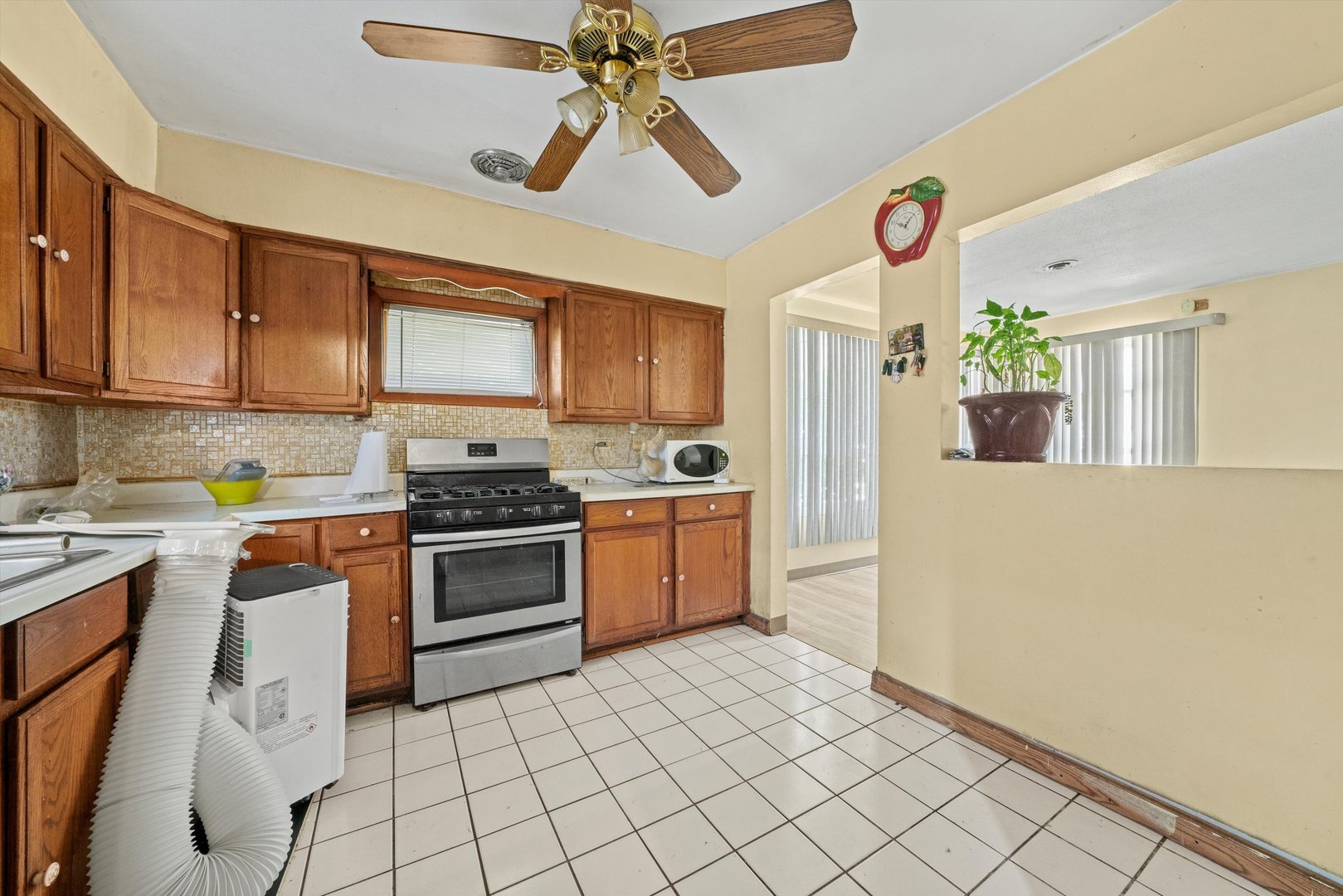 7845 S Kilpatrick Avenue, Chicago, IL 60652