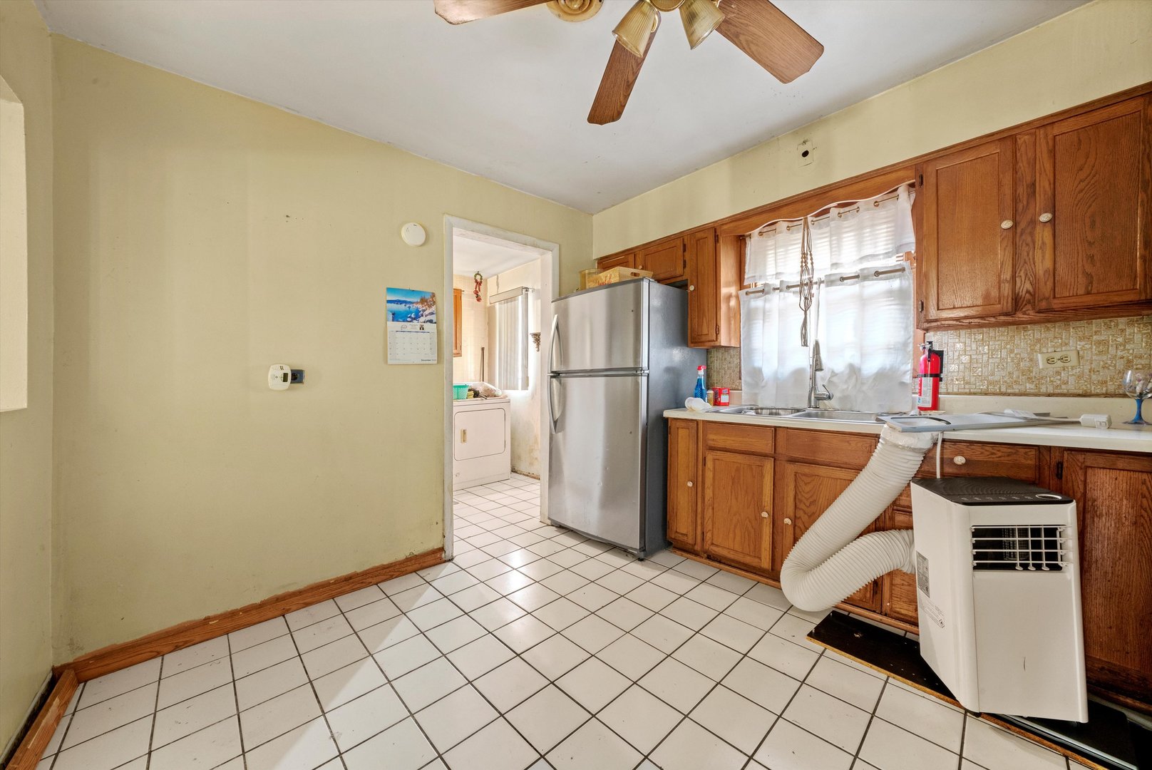 7845 S Kilpatrick Avenue, Chicago, IL 60652
