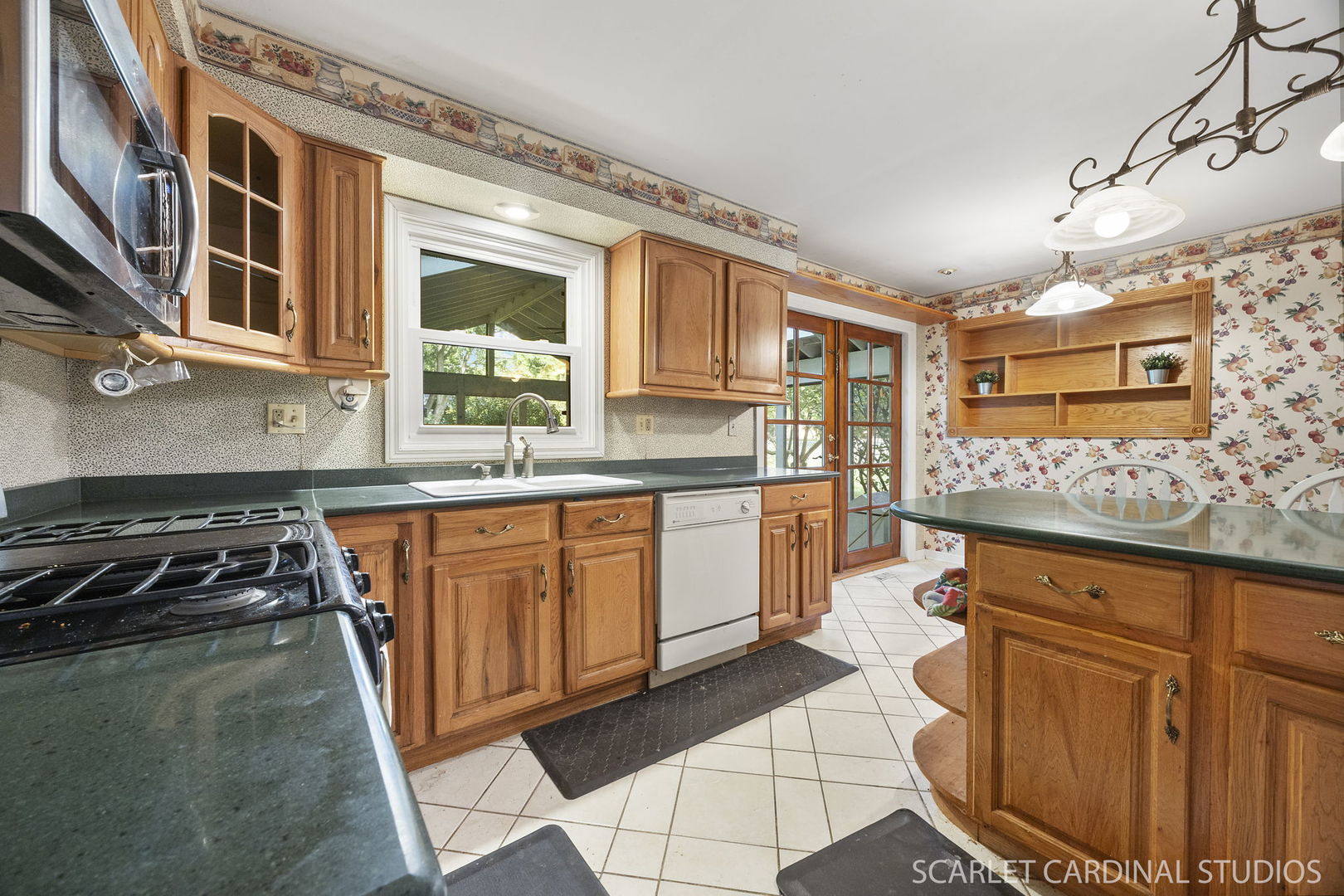2044 Templar Drive, Naperville, IL 60565