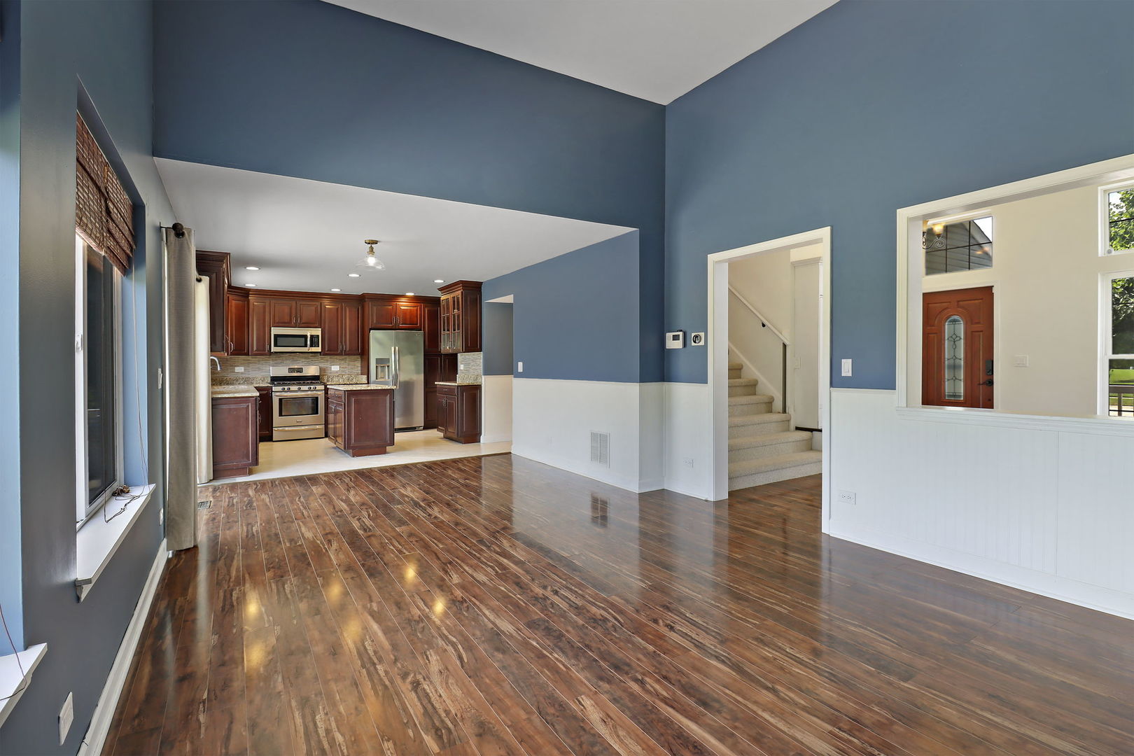 1039 S Pleasant Hill Gate, Waukegan, IL 60085