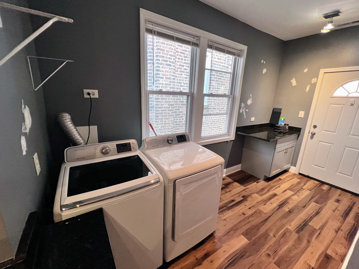 2062 N Damen Avenue #2, Chicago, IL 60647