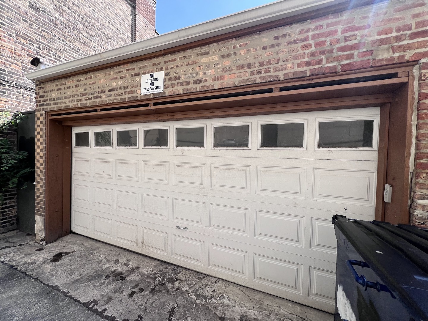 2062 N Damen Avenue #2, Chicago, IL 60647