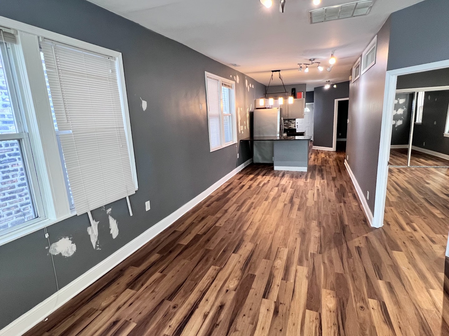 2062 N Damen Avenue #2, Chicago, IL 60647