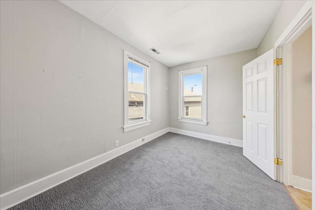 1013 Maple Avenue #2, Downers Grove, IL 60515