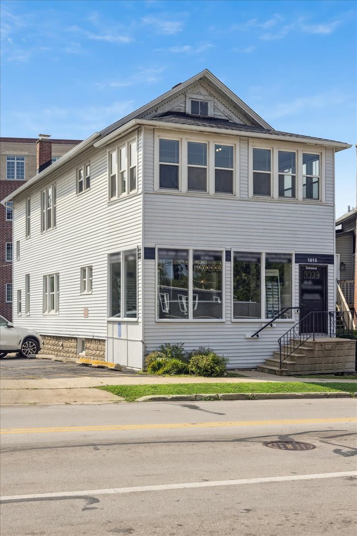 1013 Maple Avenue #2, Downers Grove, IL 60515