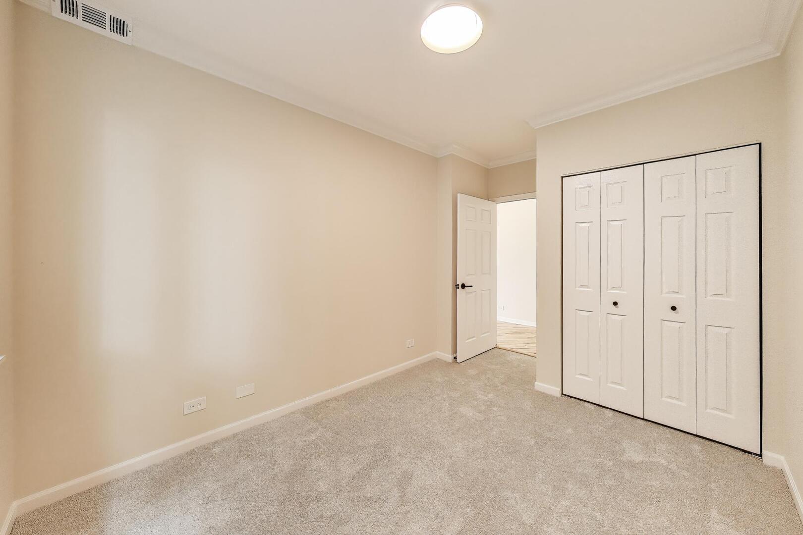 815 N Marshfield Avenue #301, Chicago, IL 60622