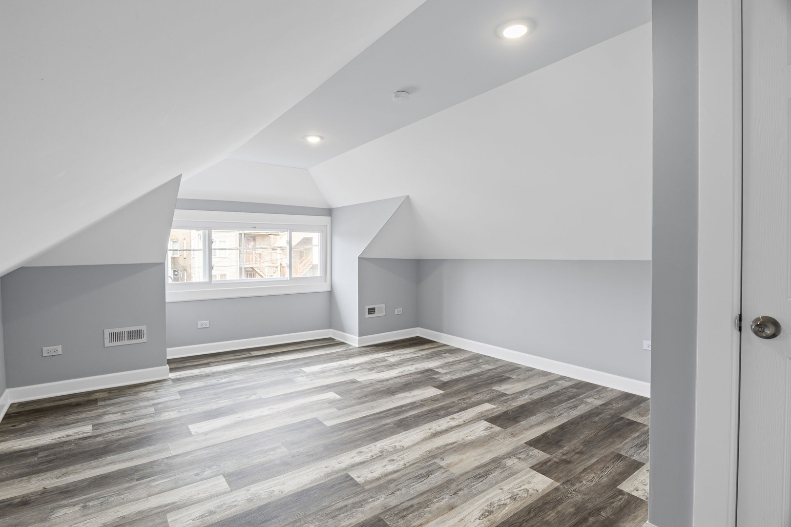 7742 S Hermitage Avenue, Chicago, IL 60620