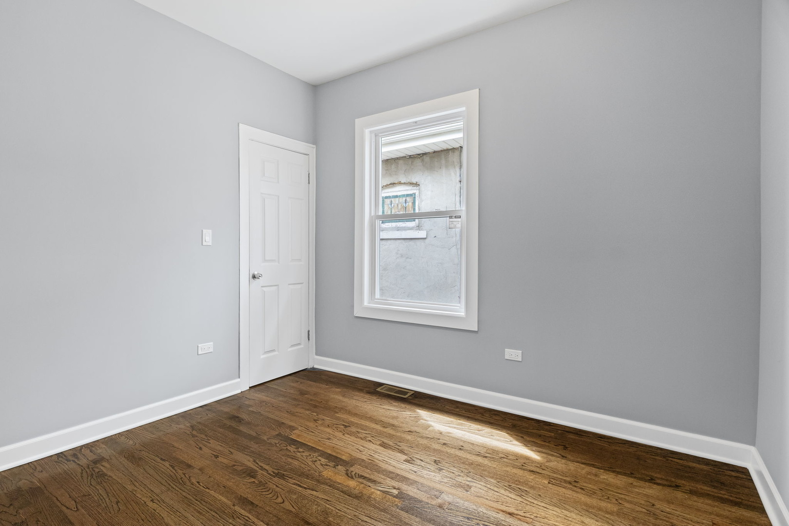7742 S Hermitage Avenue, Chicago, IL 60620