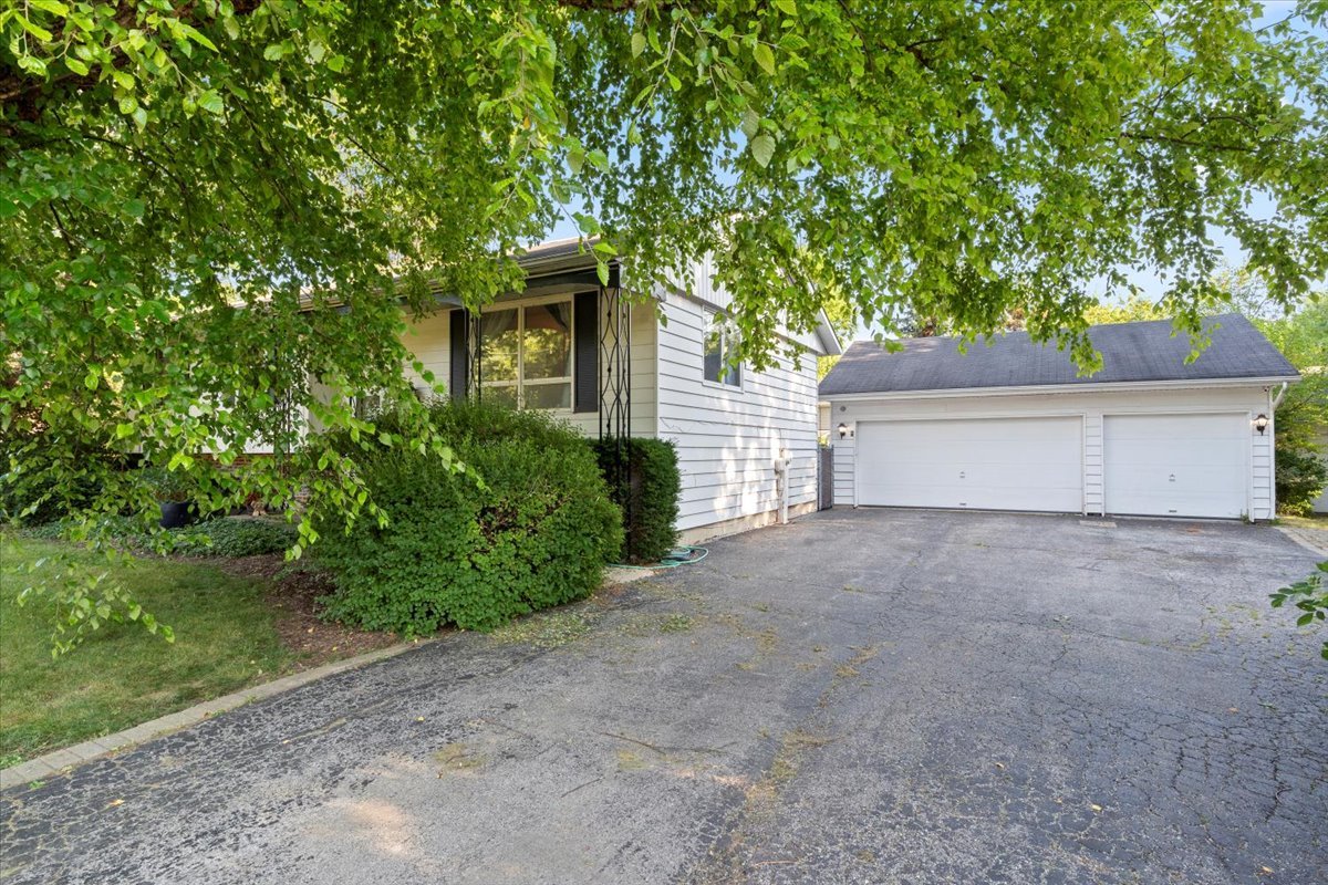 3507 ATLANTIC Avenue, Gurnee, IL 60031
