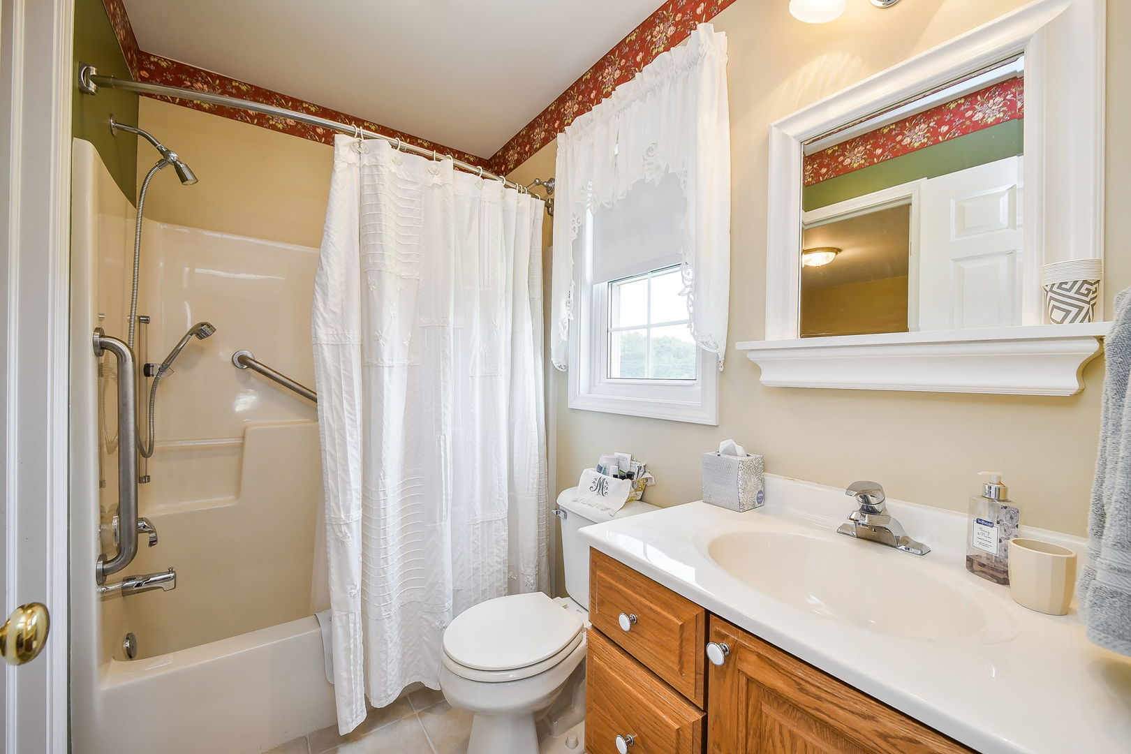 2054 Kingsmill Court, Yorkville, IL 60560
