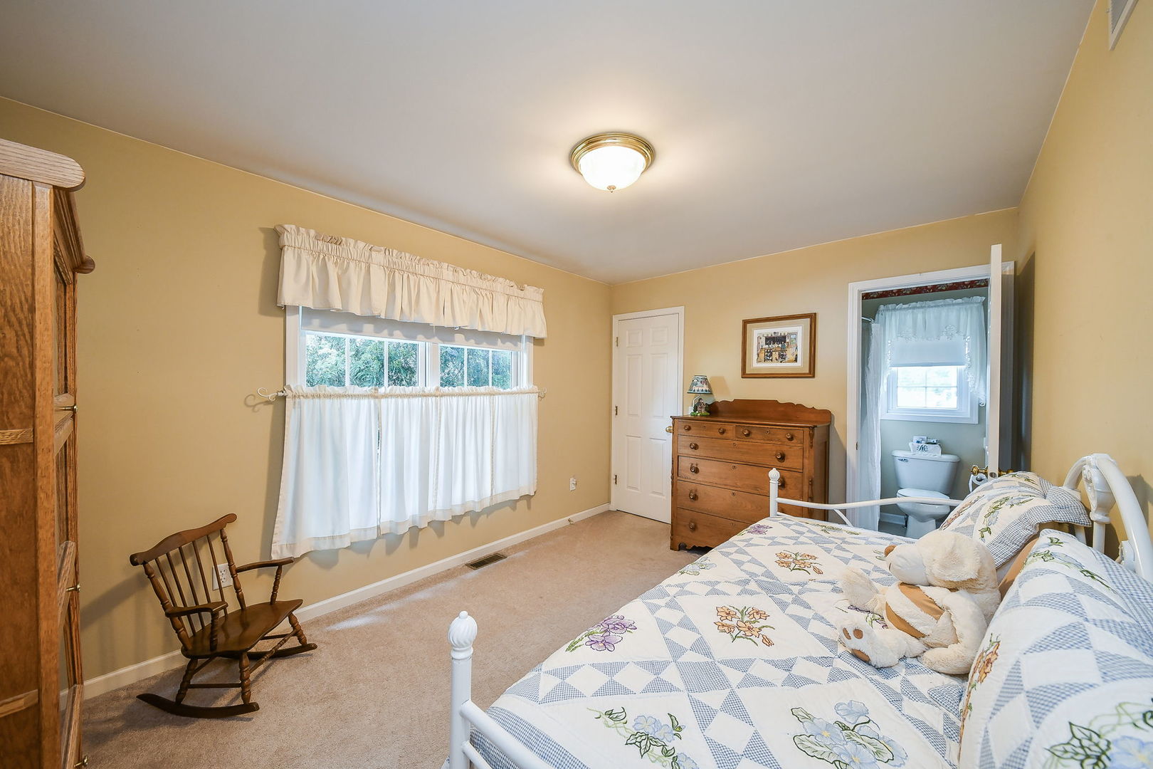 2054 Kingsmill Court, Yorkville, IL 60560