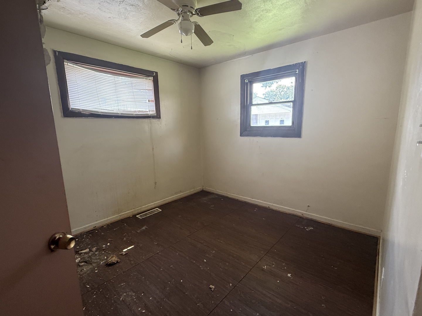 17232 Lorenz Avenue, Lansing, IL 60438