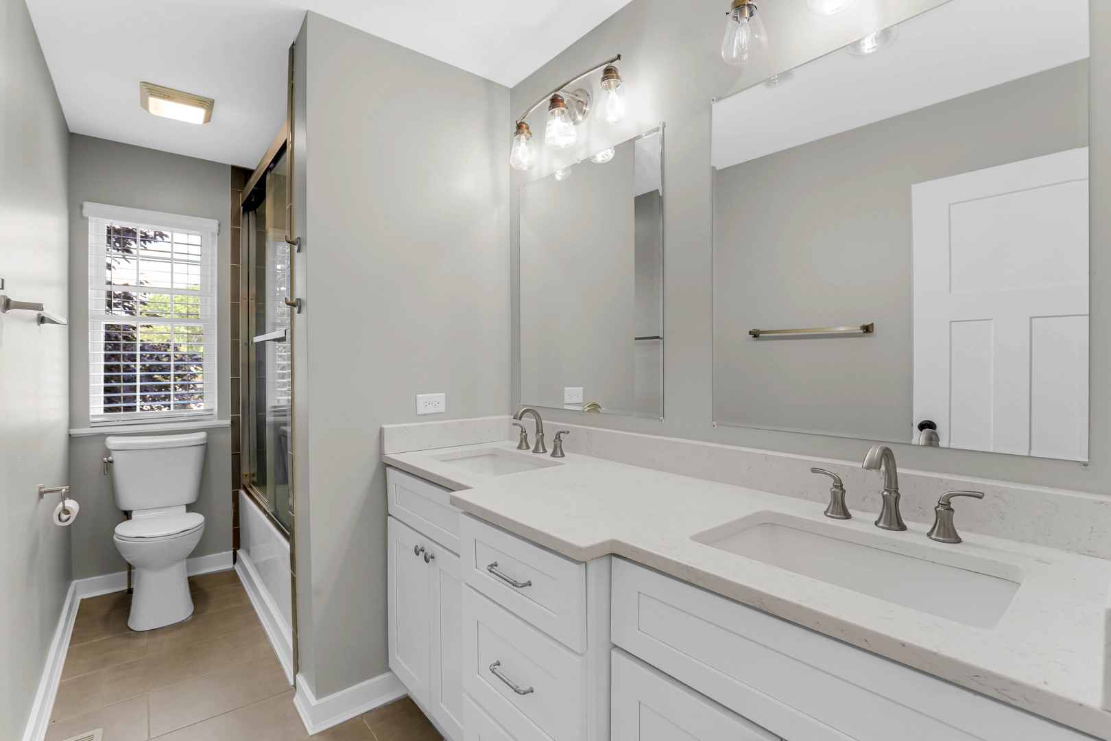 22055 W Miller Drive, Plainfield, IL 60544