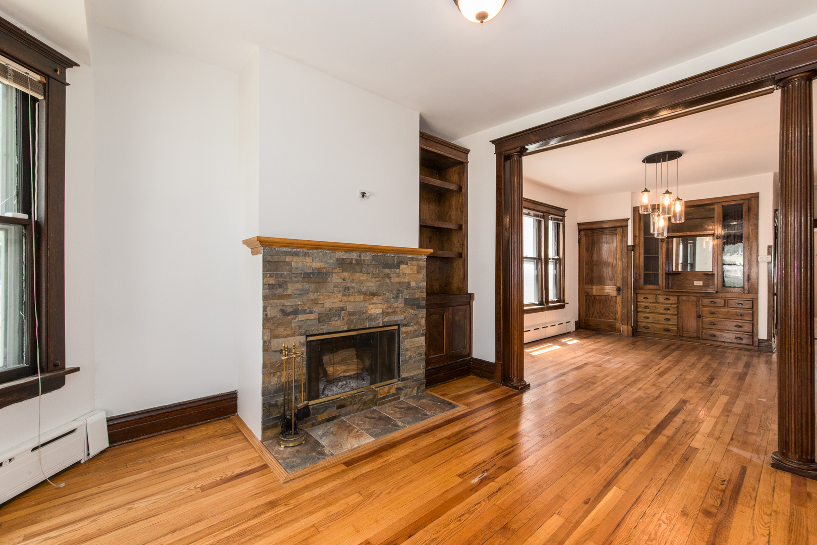 3642 N Sawyer Avenue, Chicago, IL 60618