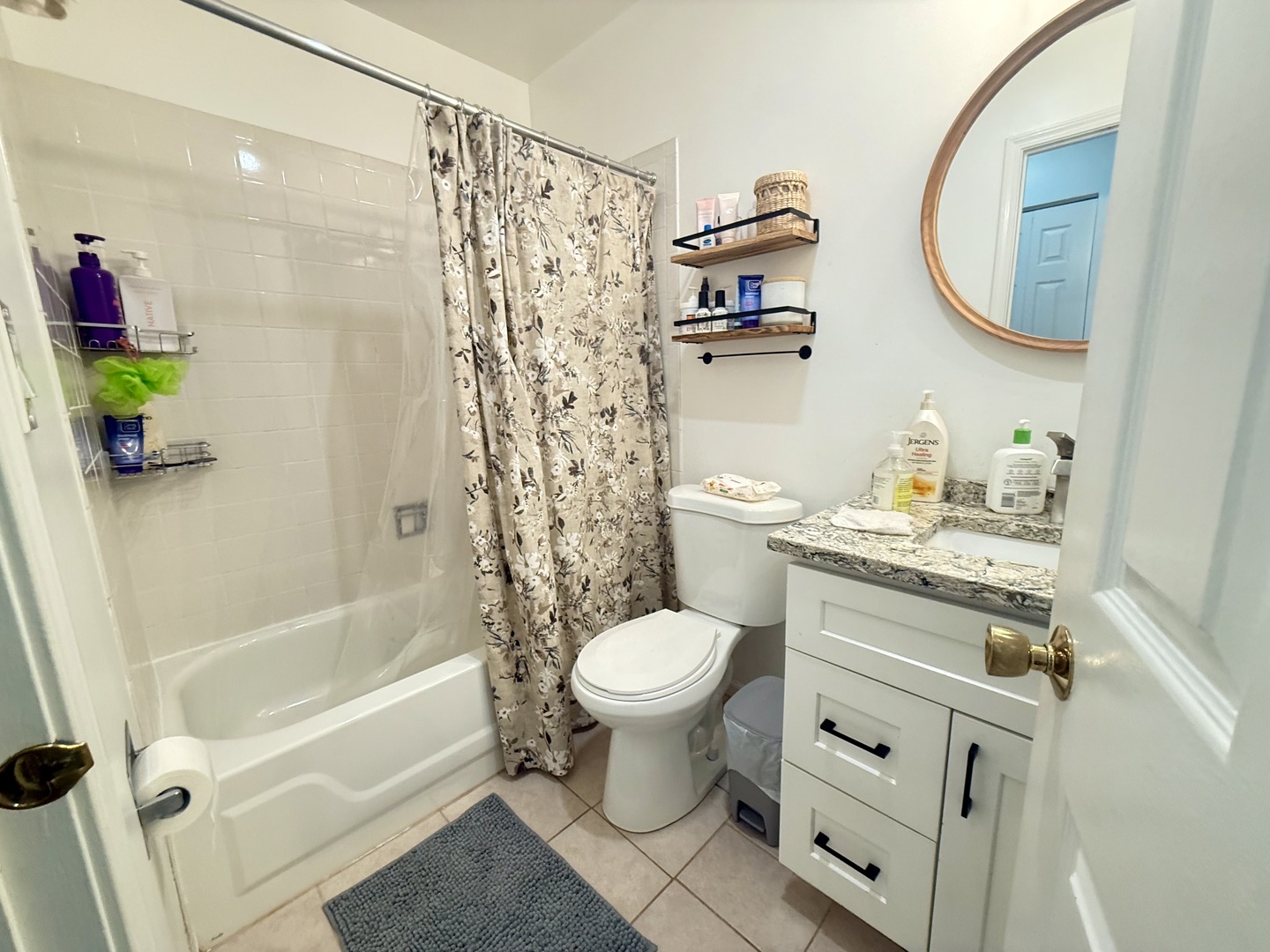 872 Stradford Circle #16B1, Buffalo Grove, IL 60089