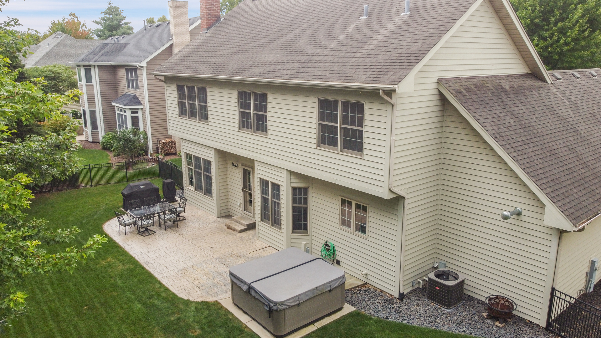 1306 Mcclurg Drive, Batavia, IL 60510