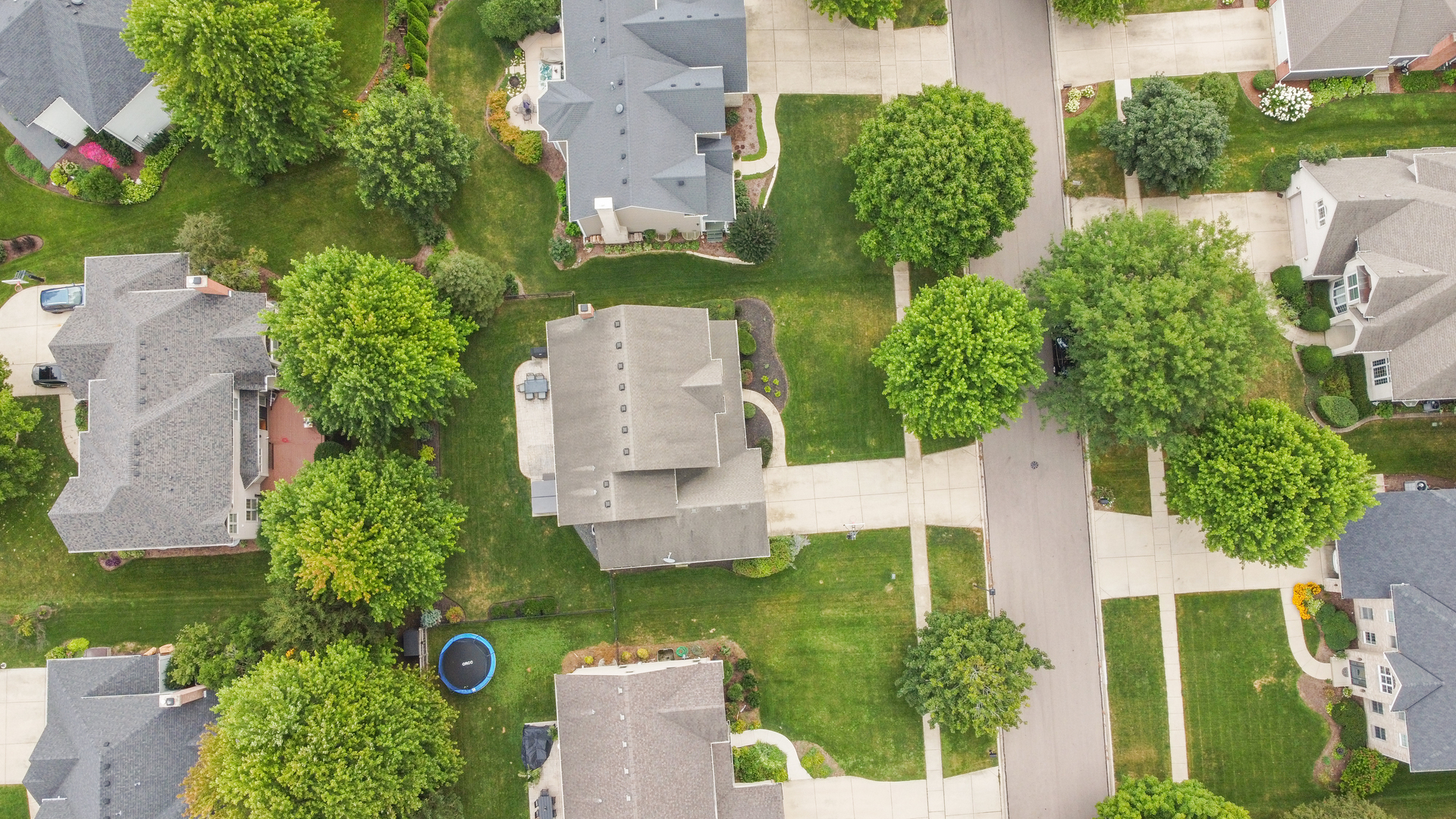 1306 Mcclurg Drive, Batavia, IL 60510