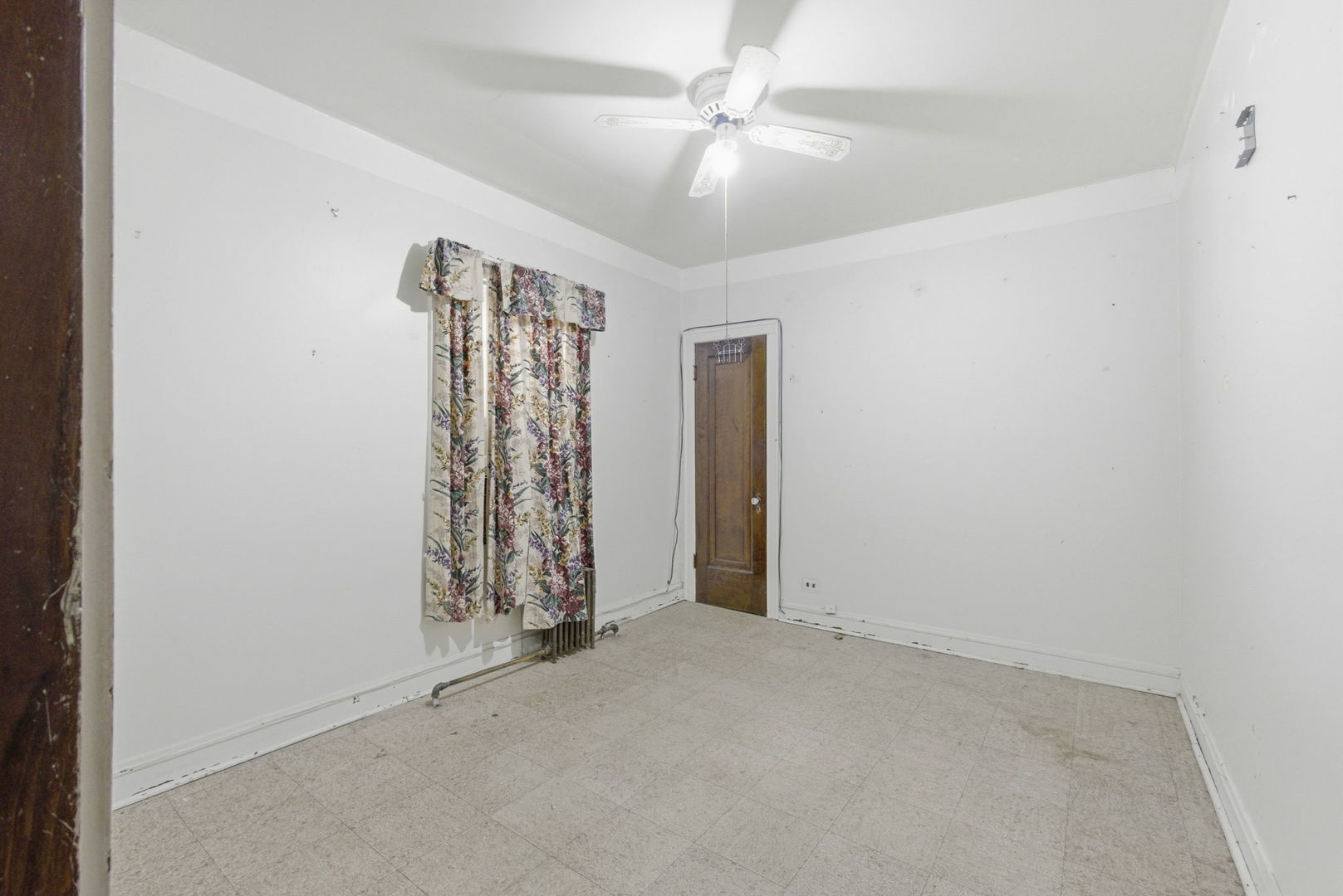 2924 N Merrimac Avenue, Chicago, IL 60634