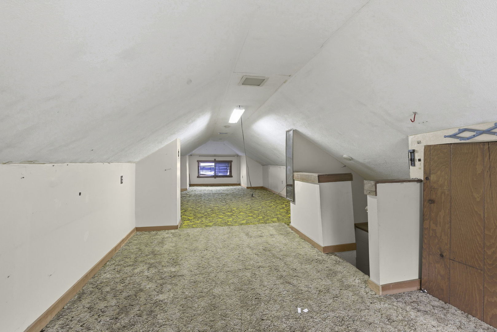 2924 N Merrimac Avenue, Chicago, IL 60634