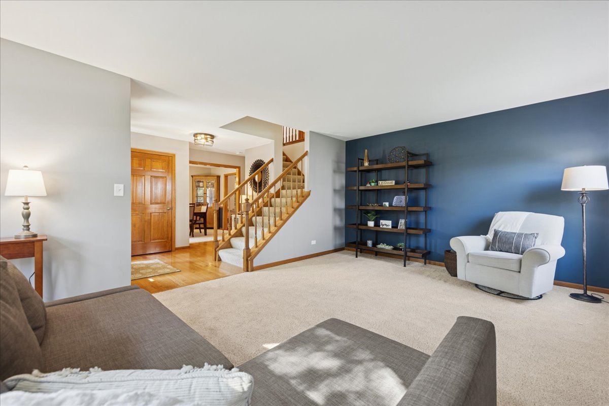 1306 Clark Street, North Aurora, IL 60542
