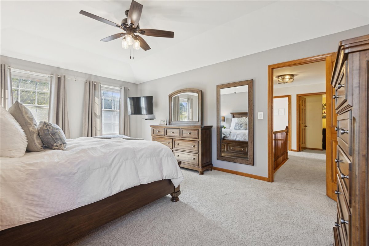 1306 Clark Street, North Aurora, IL 60542