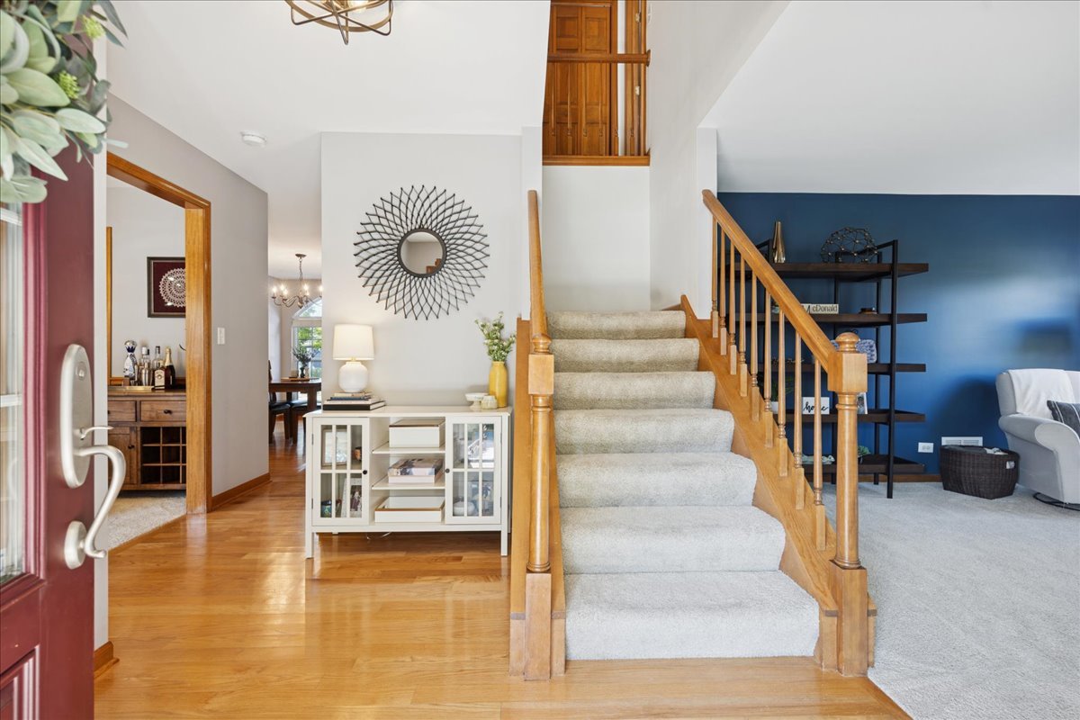 1306 Clark Street, North Aurora, IL 60542