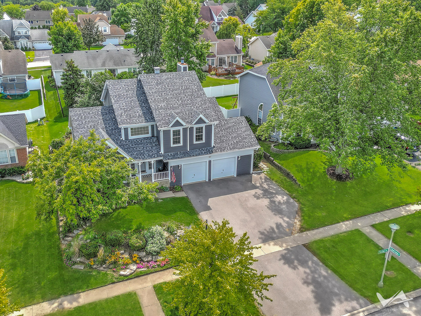 551 Foster Avenue, Bartlett, IL 60103