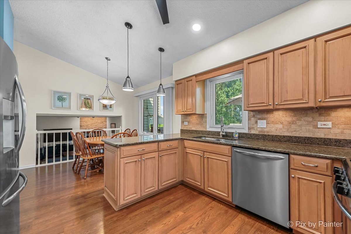 941 Millwood Drive, Bartlett, IL 60103