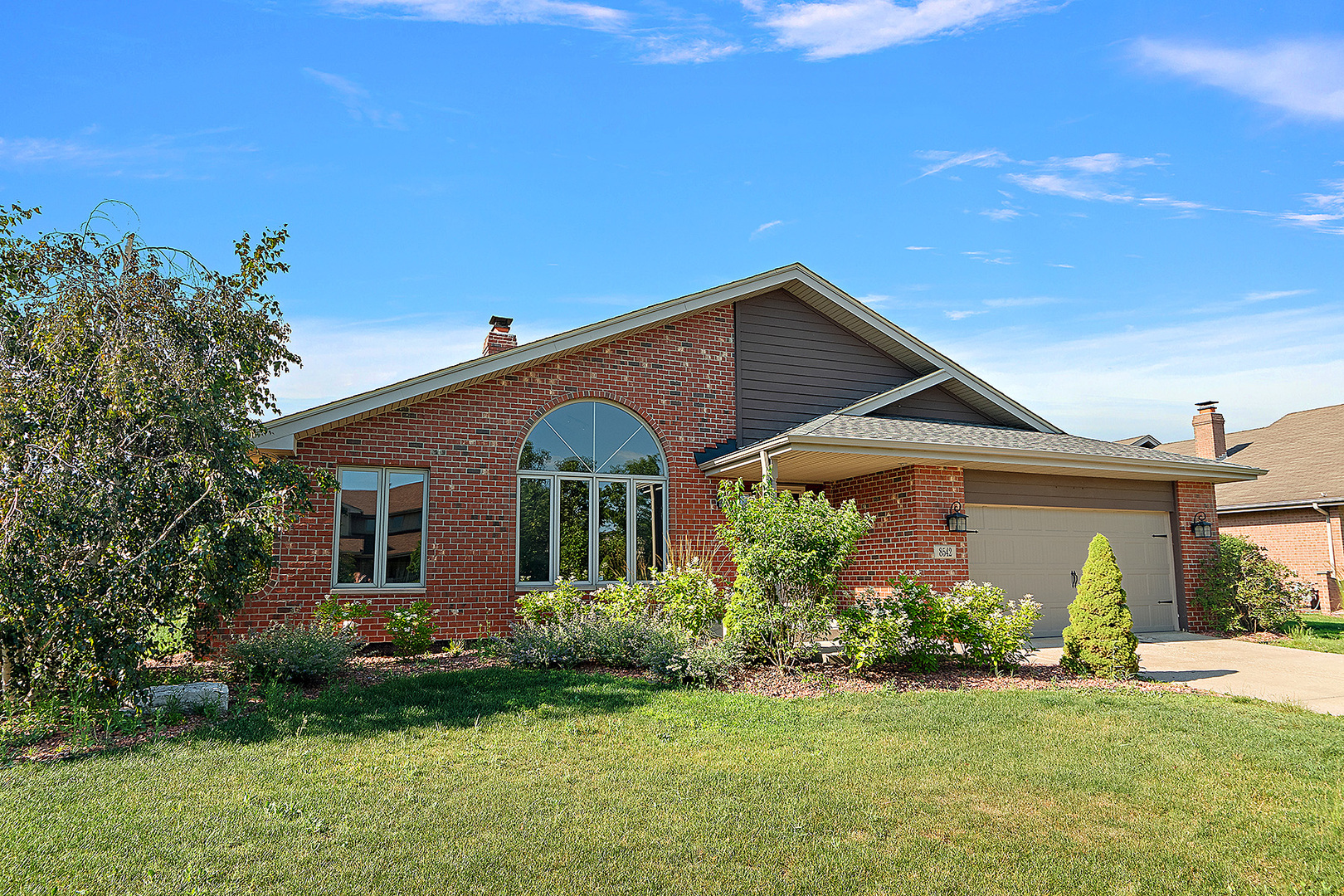8542 Monaghan Drive, Tinley Park, IL 60487