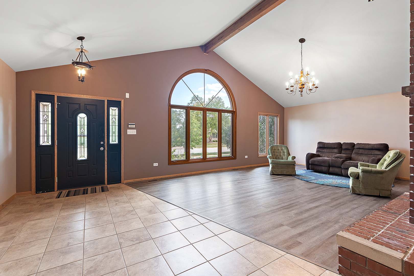 8542 Monaghan Drive, Tinley Park, IL 60487