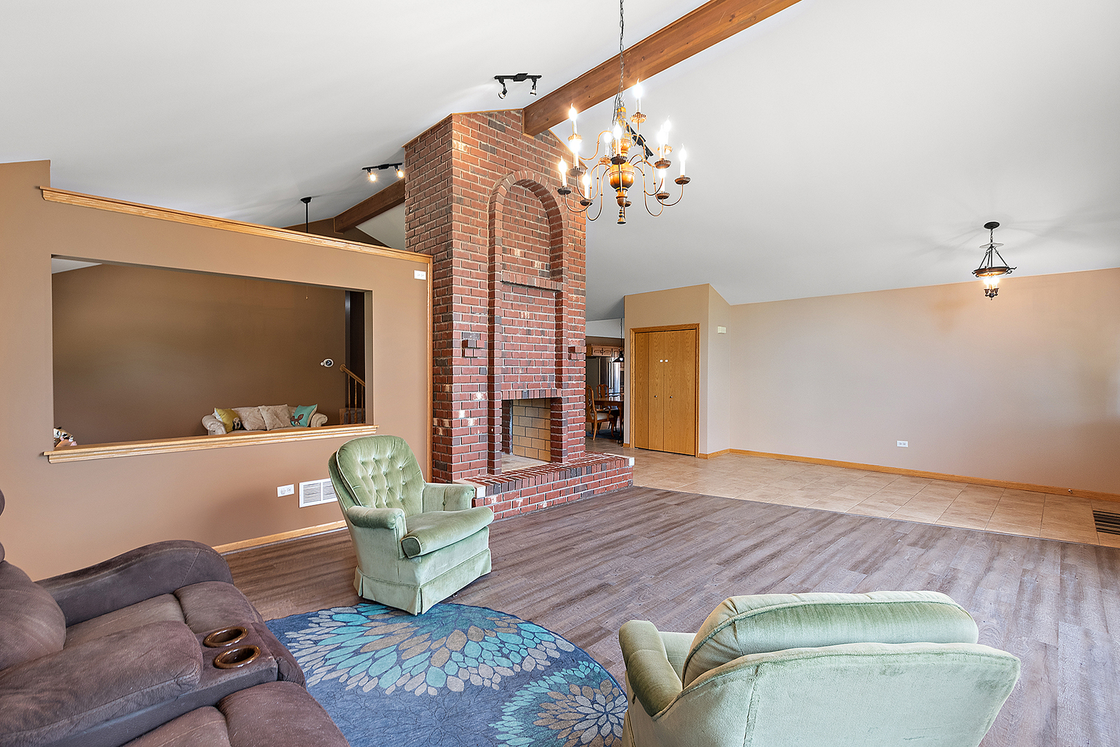 8542 Monaghan Drive, Tinley Park, IL 60487