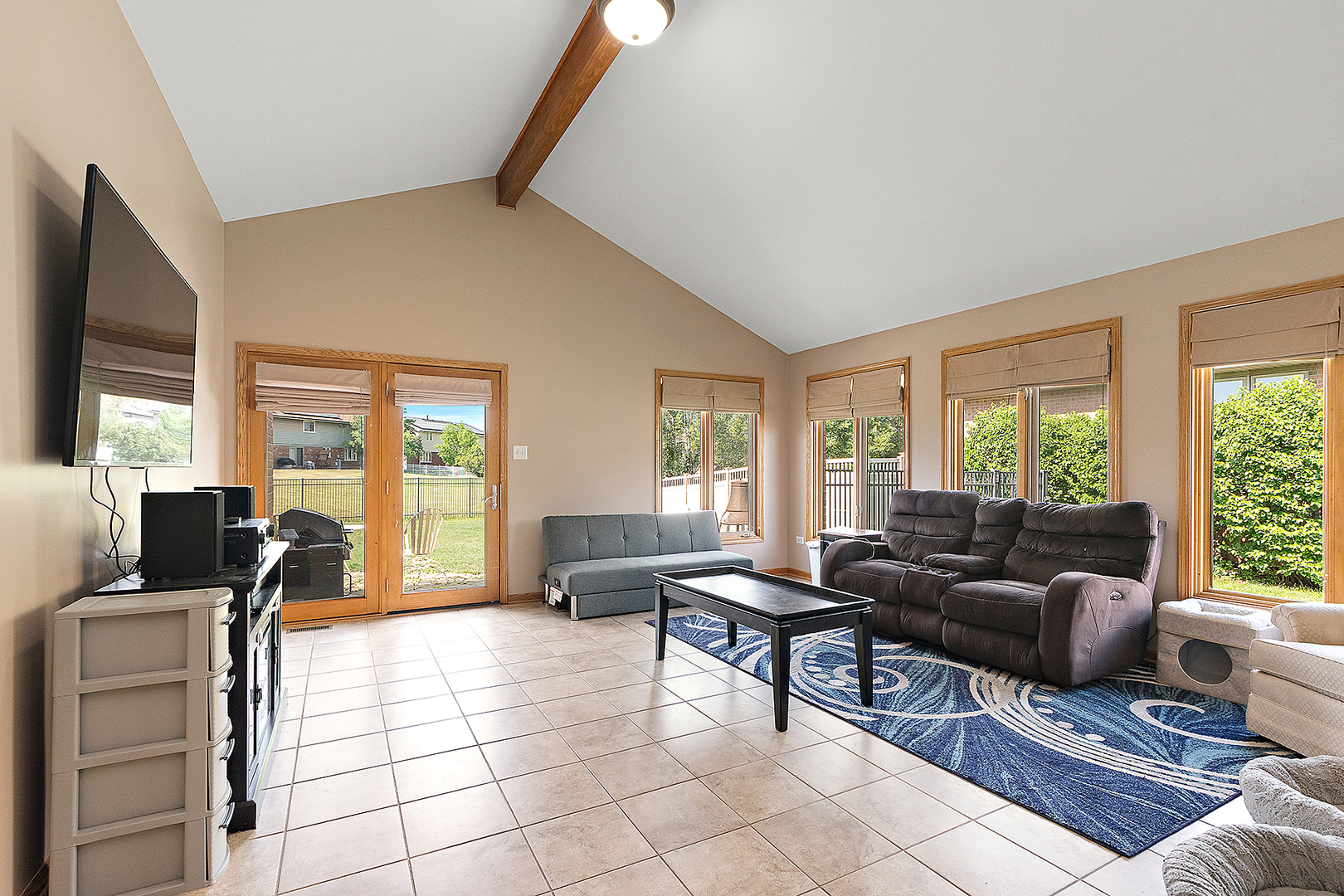 8542 Monaghan Drive, Tinley Park, IL 60487