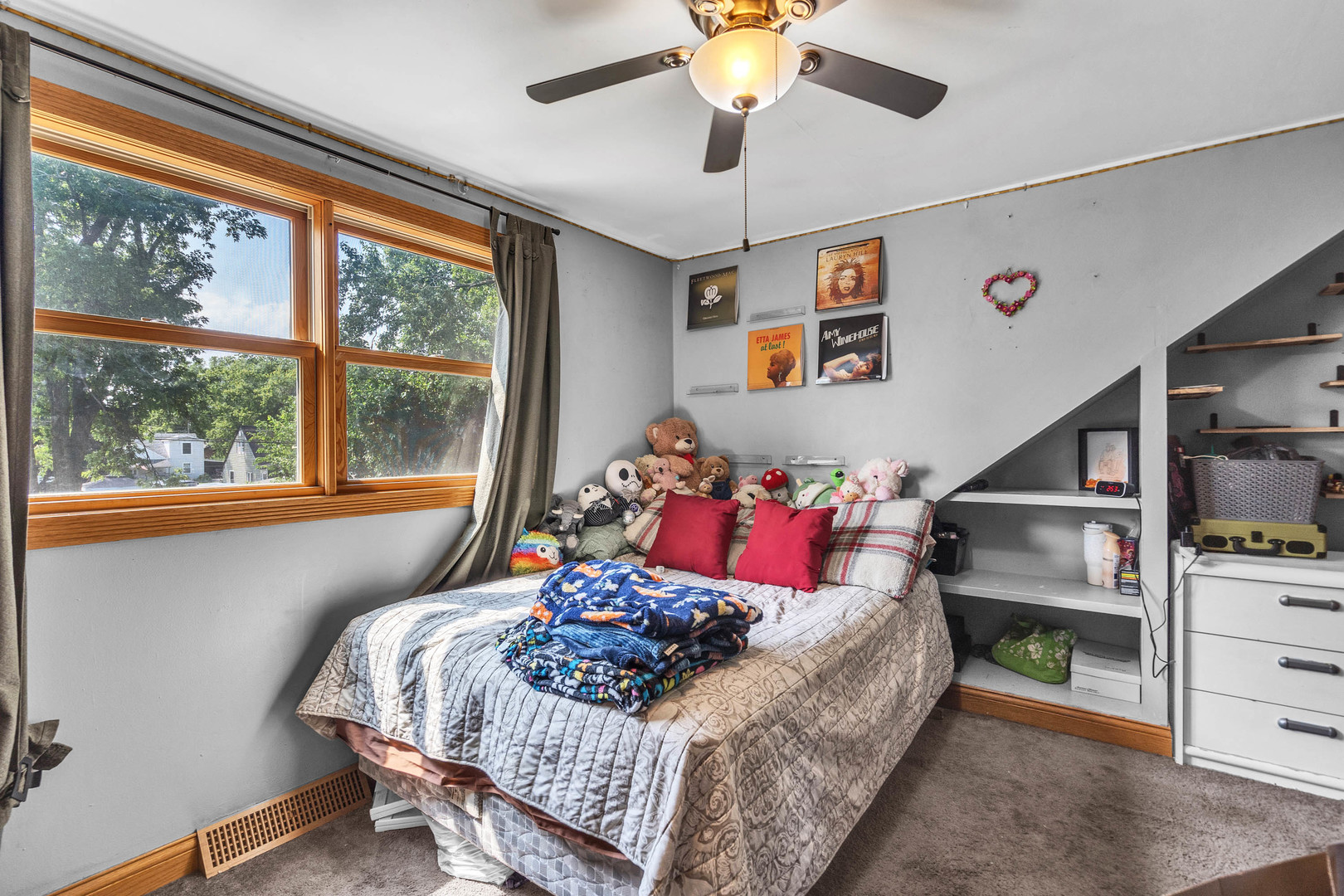 14456 Kenton Avenue, Midlothian, IL 60445
