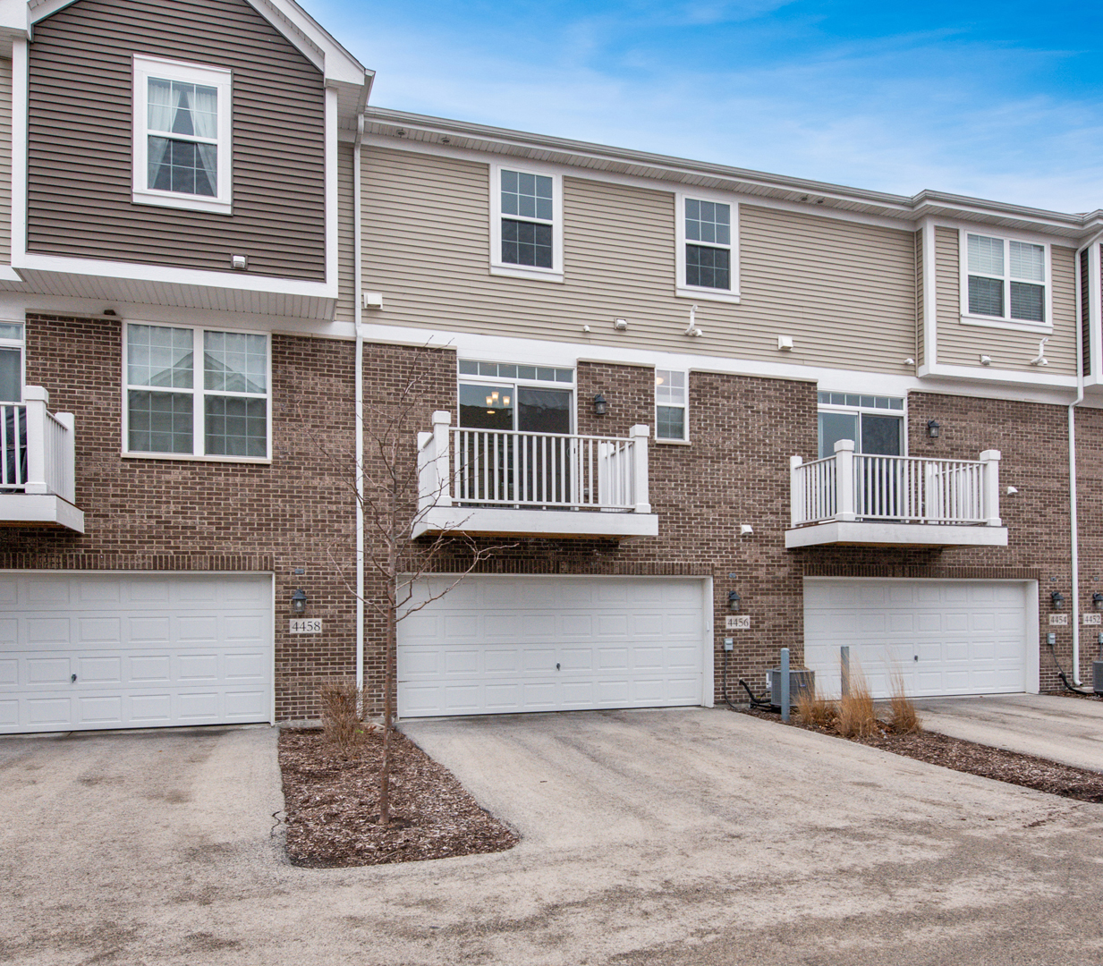 4456 Monroe Court, Naperville, IL 60564
