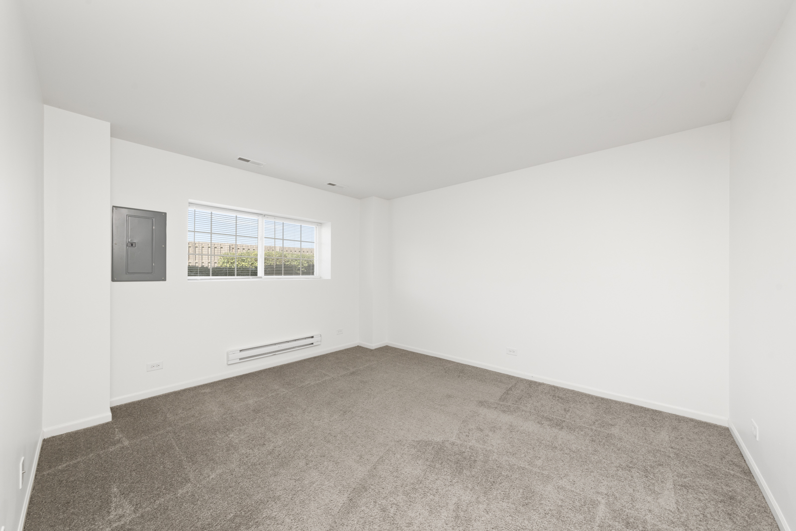 2307 Upland Road, Pingree Grove, IL 60140
