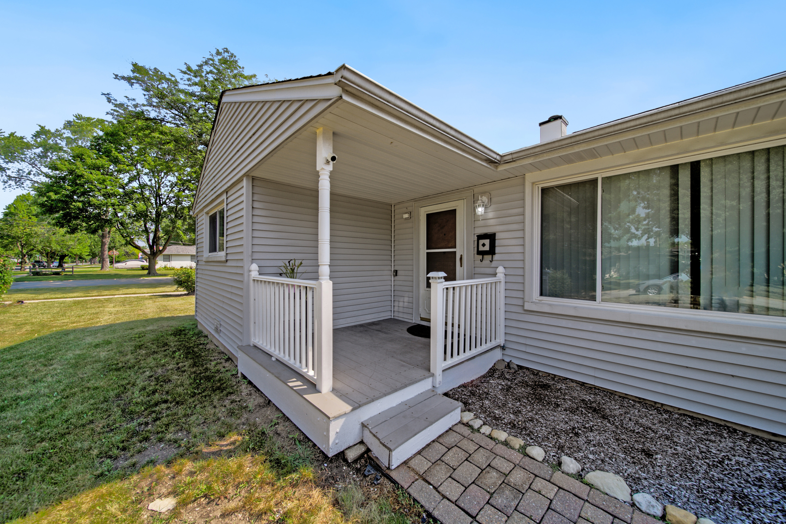 2600 Dove Street, Rolling Meadows, IL 60008