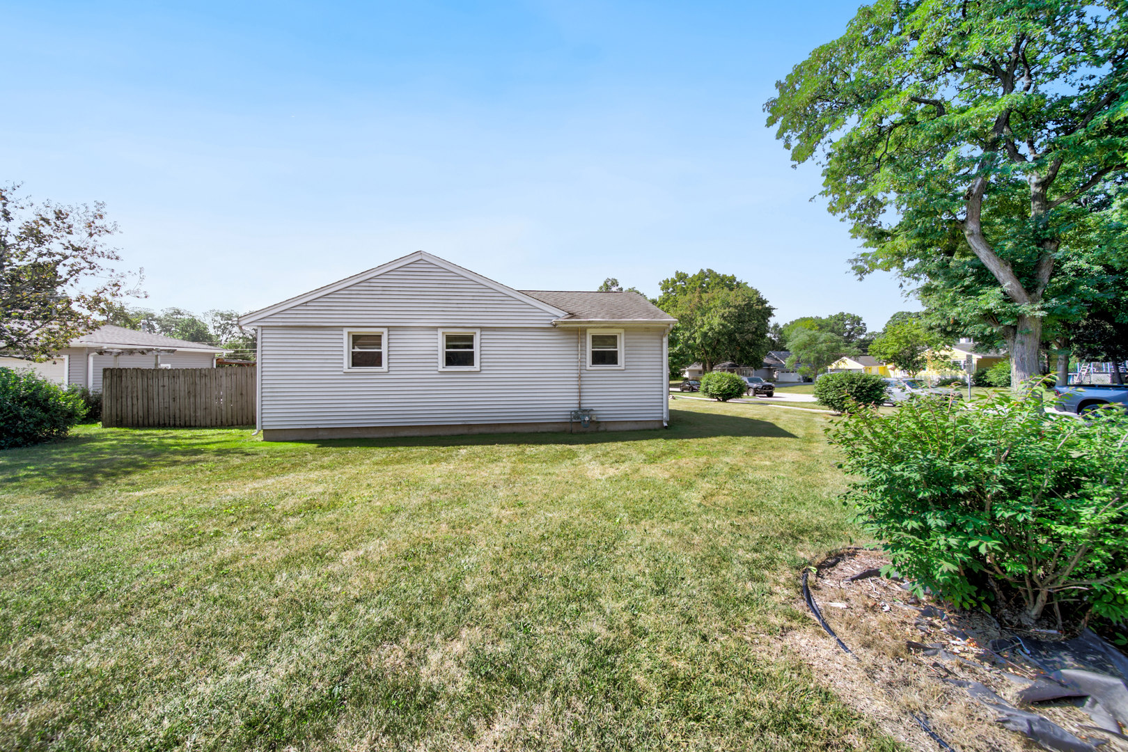 2600 Dove Street, Rolling Meadows, IL 60008
