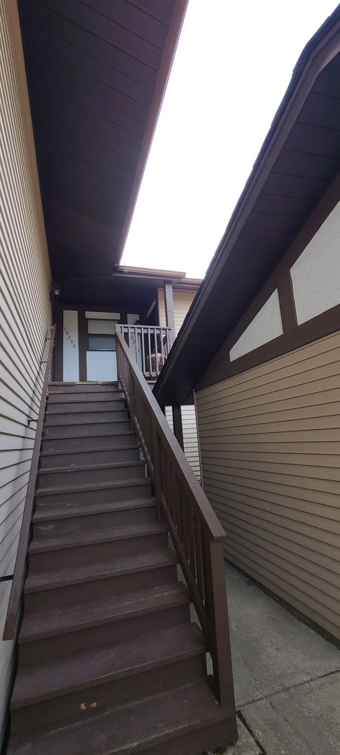 19204 Elm Drive #158, Country Club Hills, IL 60478