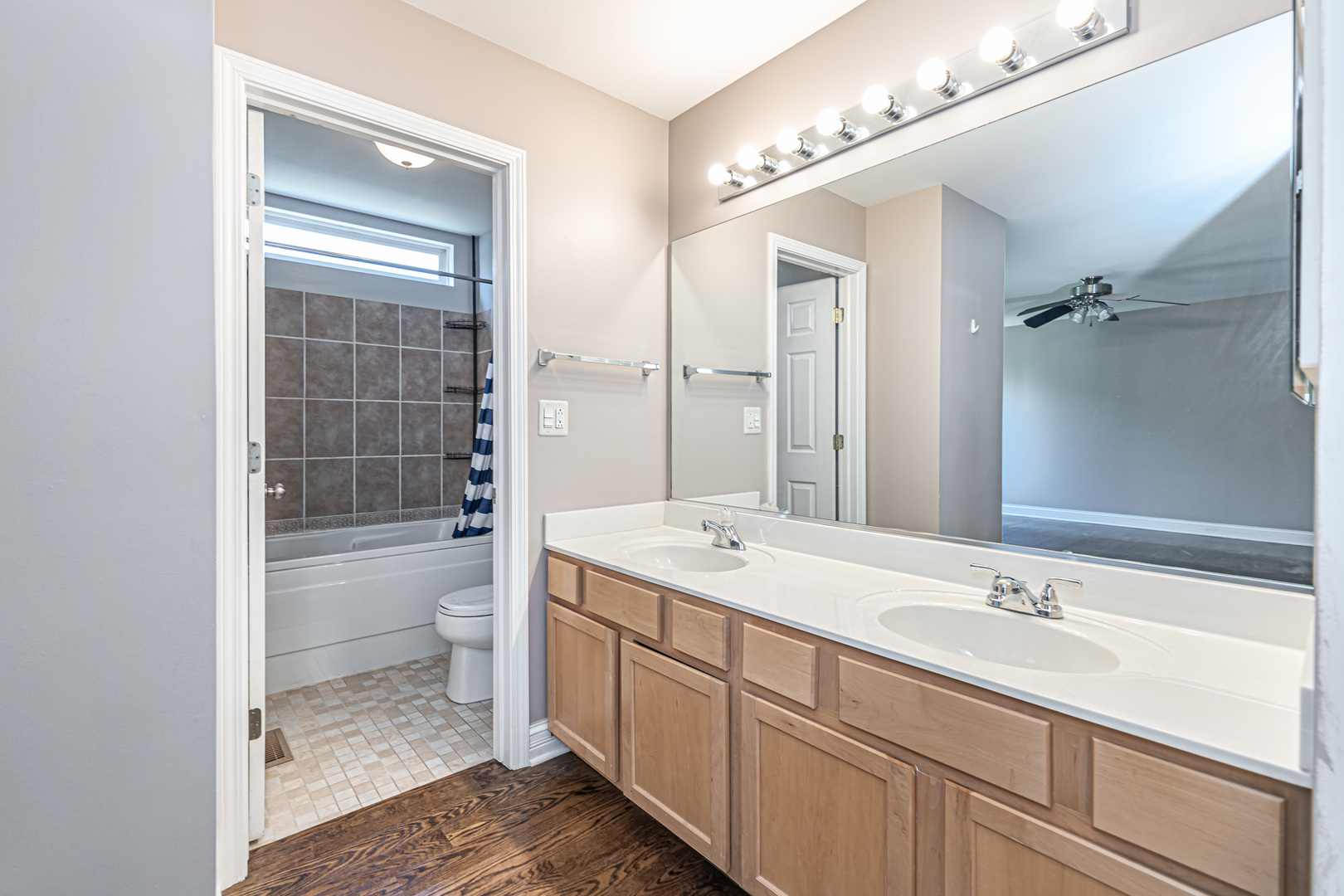 636 Kingsbrooke Crossing, Bolingbrook, IL 60440