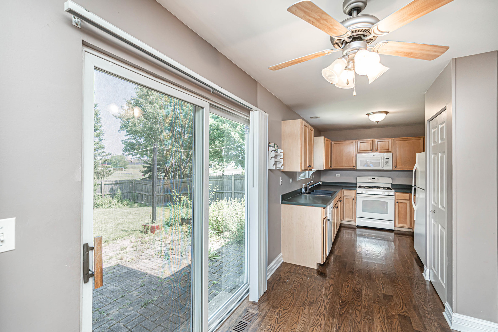 636 Kingsbrooke Crossing, Bolingbrook, IL 60440