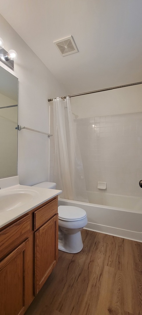 2871 Vernal Lane #2871, Naperville, IL 60564