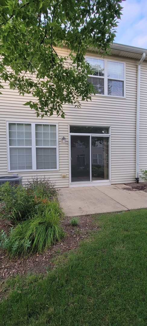 2871 Vernal Lane #2871, Naperville, IL 60564
